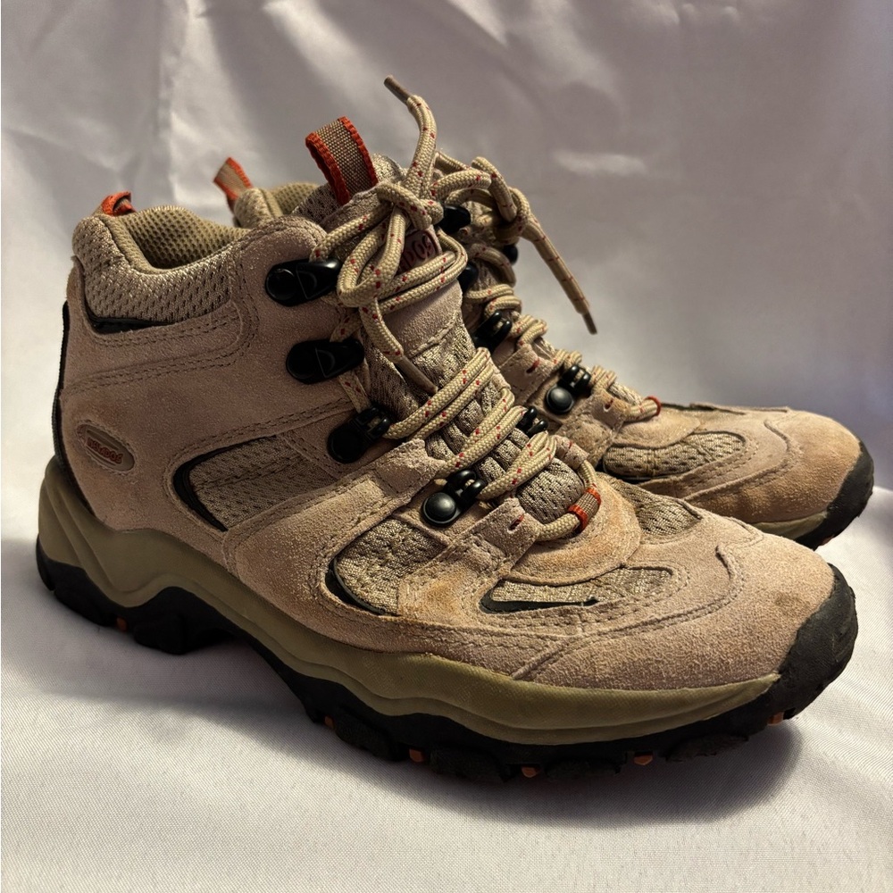 Nevados Boomerang II Mid-Cut Outdoor Hiking Mountain Boots Women’s Size 7.5